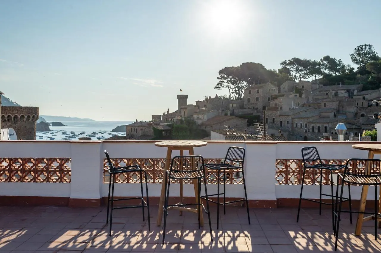 Hostal Boutique Es Menut contacts