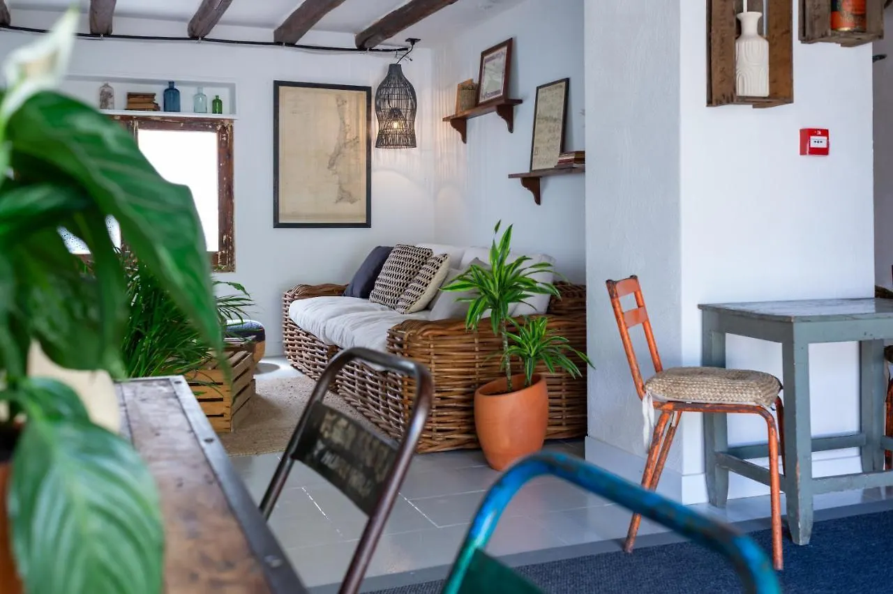 Gasthuis Hostal Boutique Es Menut Tossa de Mar Spanje