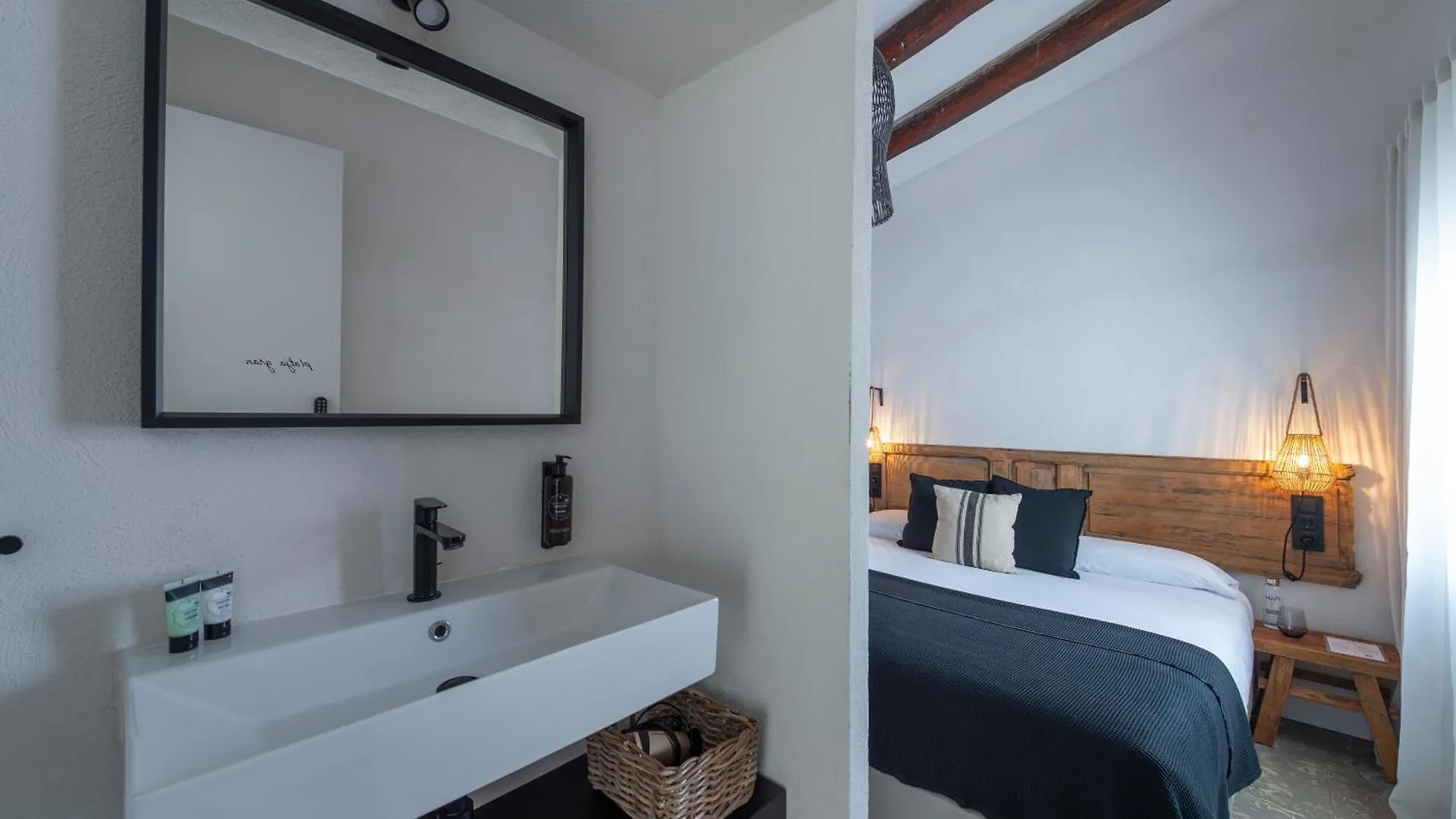 Hostal Boutique Es Menut Tossa de Mar 0*,