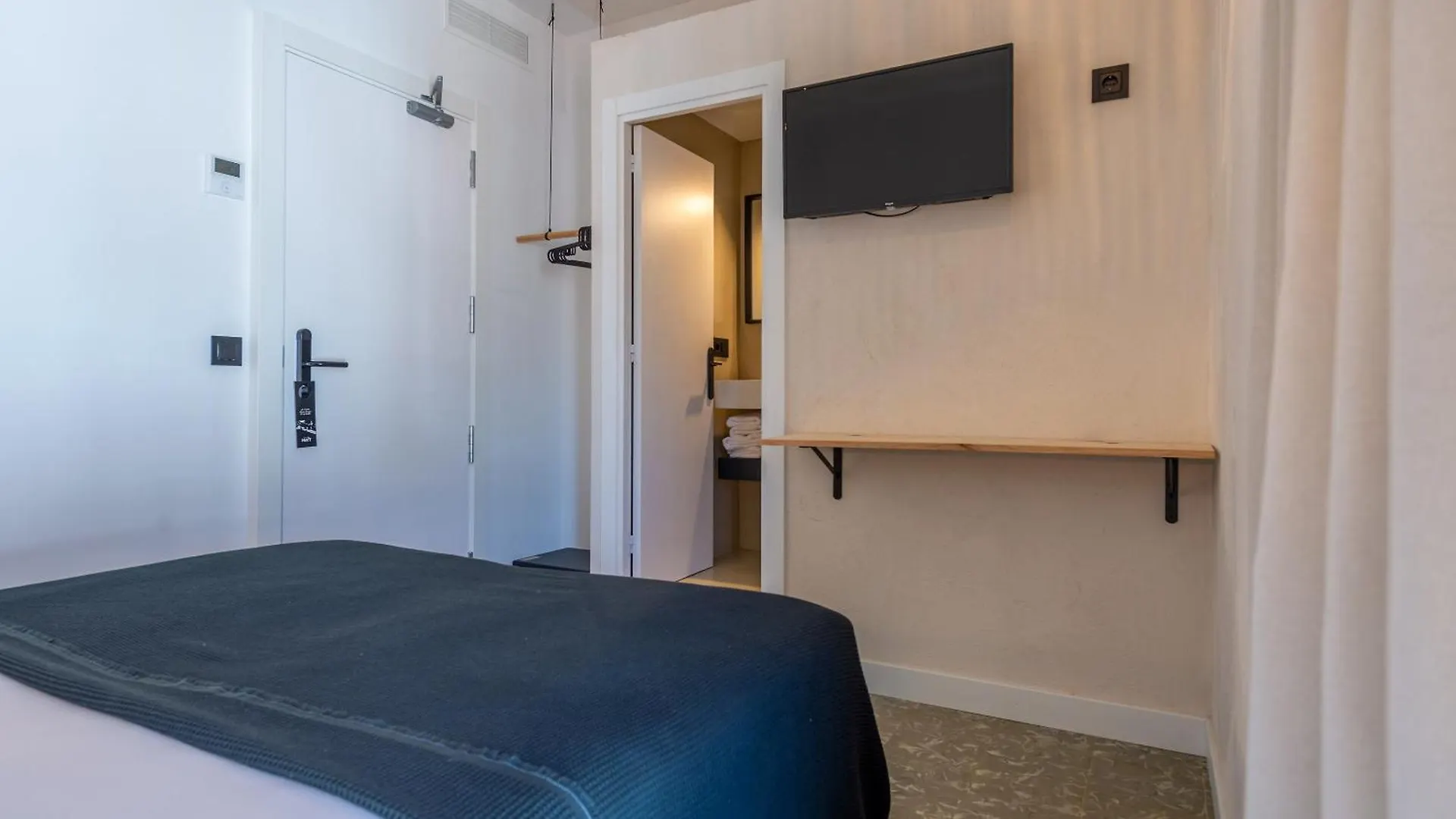 Hostal Boutique Es Menut Tossa de Mar Affittacamere