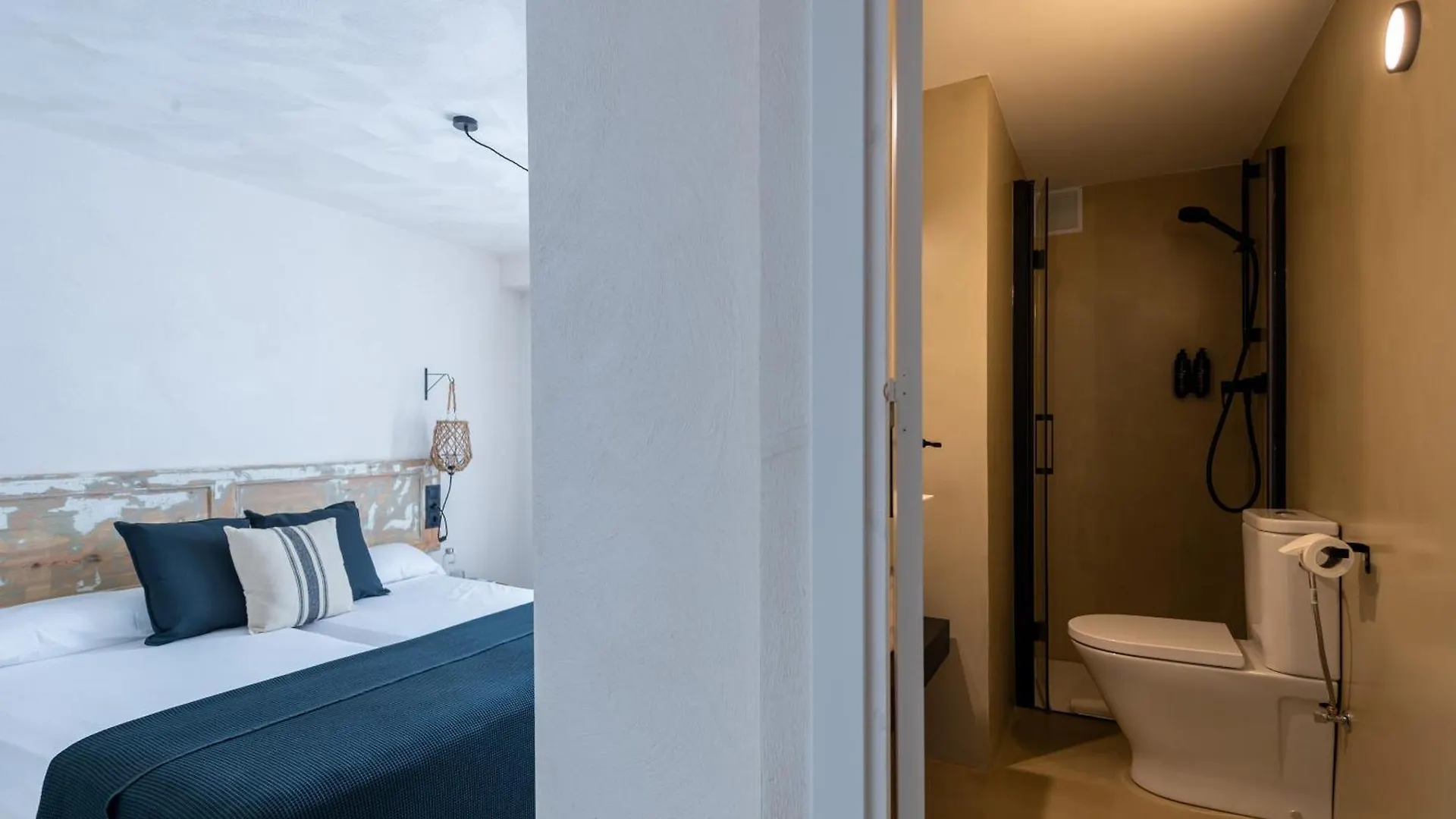 Hostal Boutique Es Menut Tossa de Mar 0*,  Spagna