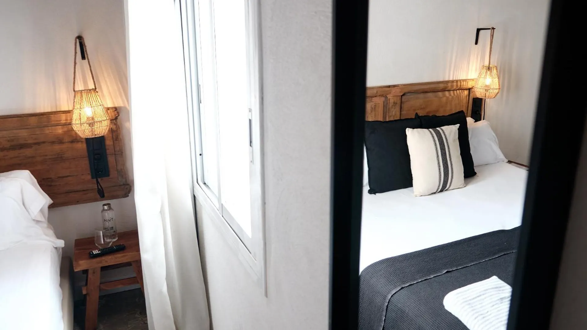 Hostal Boutique Es Menut Tossa de Mar Spagna